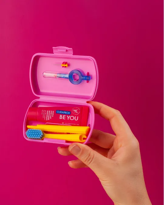 Pink Travel Toothbrush Set